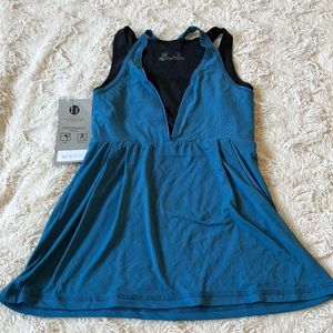 Beup Blue With Black Built In Bra Workout Tank Size Small